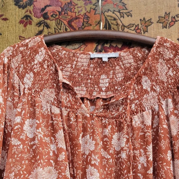 Rust Floral Boho Blouse | Smocked Neck Tie Front | Flowy Sleeves | M - Picture 5 of 8